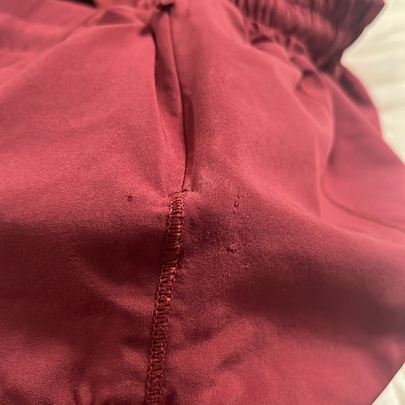 LULULEMON Hotty Hot 4" Short - Picture 6 of 9